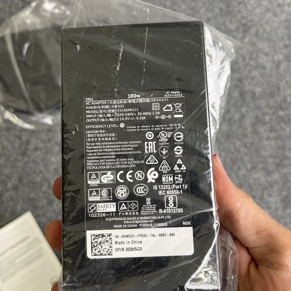 Open Box DELL WD15 4K Docking Station W/ 180W Power Adapter *Read*